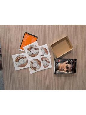 Half-Life 2 PC Game - Original Box and Discs